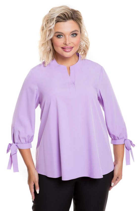 Красивая блузка лилового цвета Новита