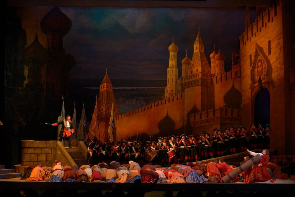 Выставка к 150-летию Федора Шаляпина в Мариинском театре